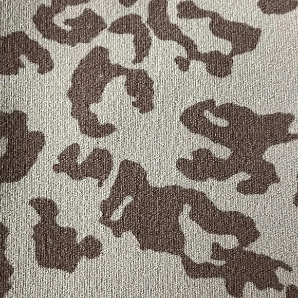 Athleta ELATION ULTRA HIGH RISE 7/8 LEGGING Leopard Print Sporty Athleisure XS - Picture 9 of 11